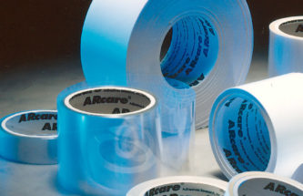 IMPORTANCE OF ADHESIVE SELECTION IN WEARABLE DEVICES FOR DRUG DELIVERY SYSTEMS